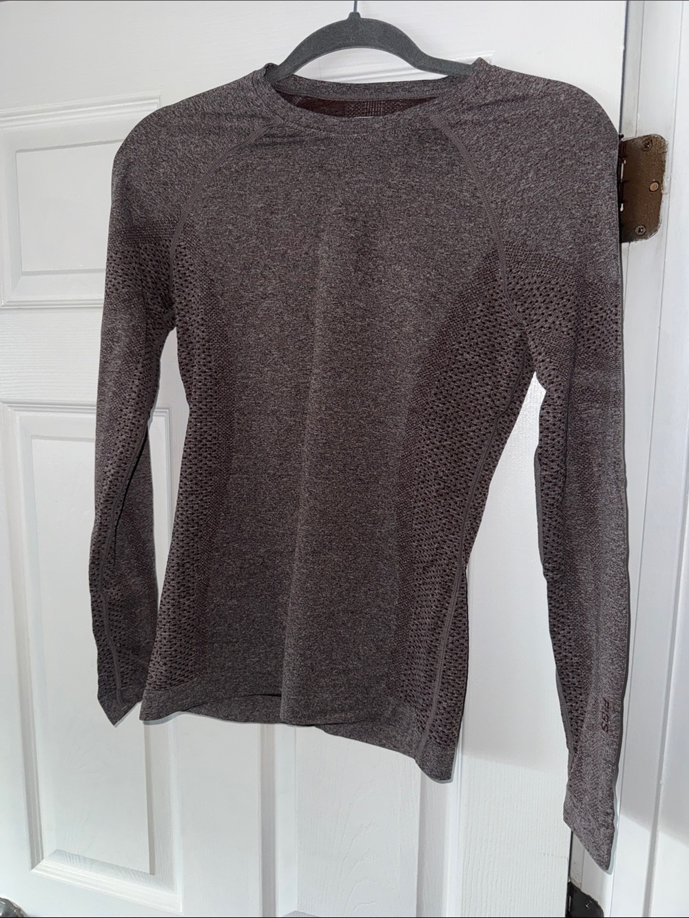 Figs Women's Crewneck Top - Heather Charcoal
